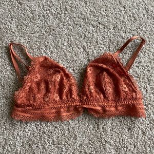Victoria’s Secret | Lace Bra | Medium